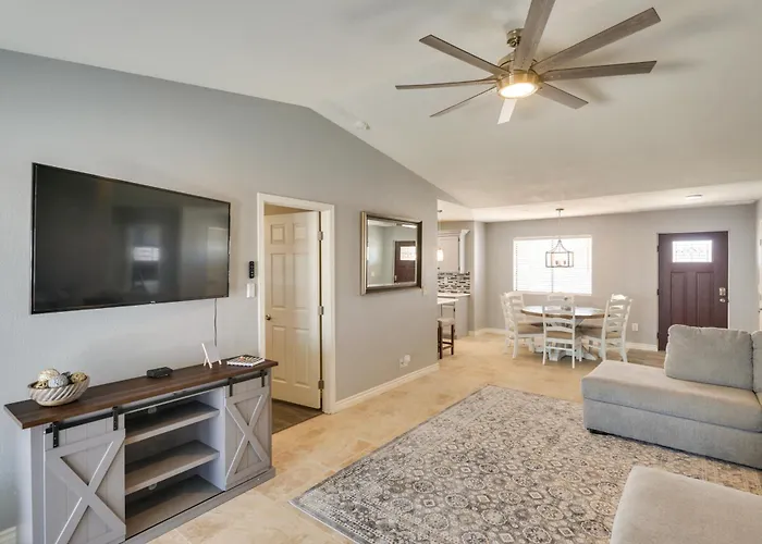 2 Mi To Havasu: W/ Patio & Pool Lake Havasu City