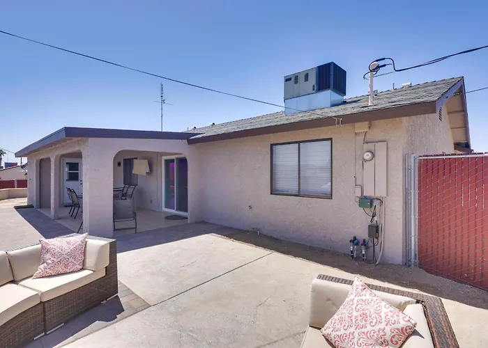 2 Mi To Havasu: W/ Patio & Pool *