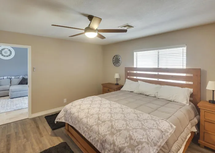 2 Mi To Havasu: W/ Patio & Pool Lake Havasu City